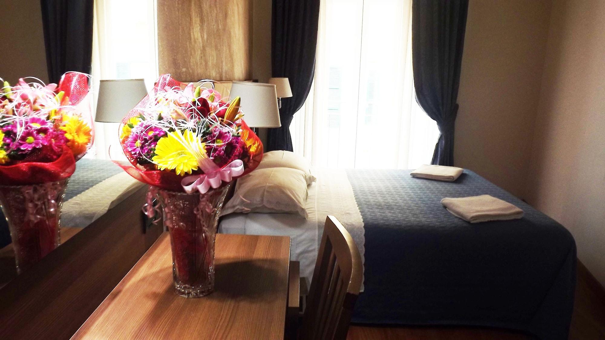רומא Hotel Nautilus מראה חיצוני תמונה