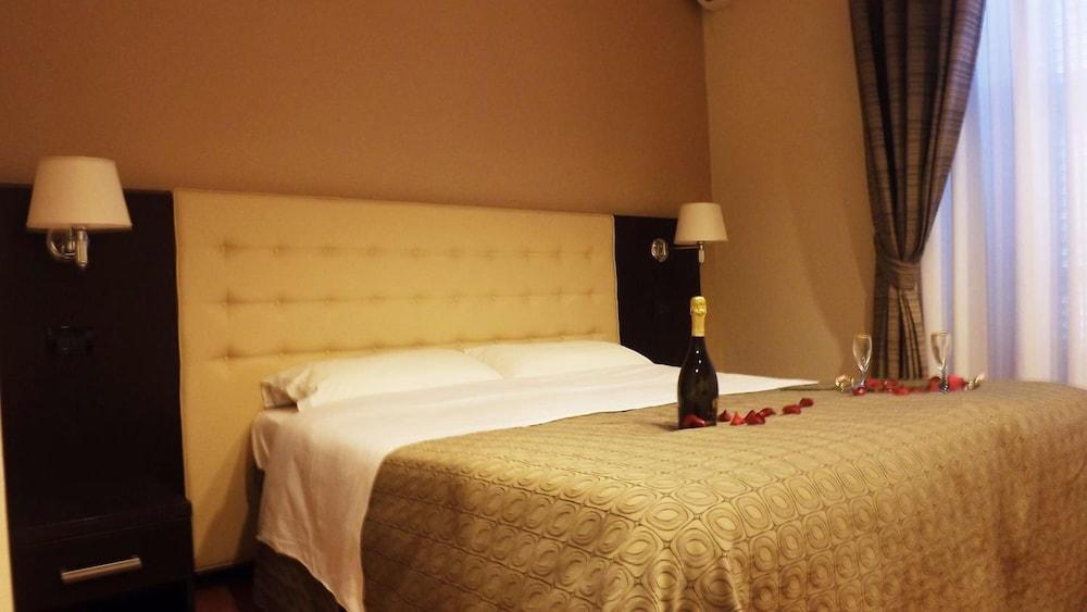 רומא Hotel Nautilus מראה חיצוני תמונה